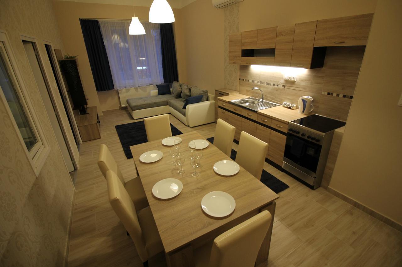 Center Businessclass Apartment Boedapest Buitenkant foto